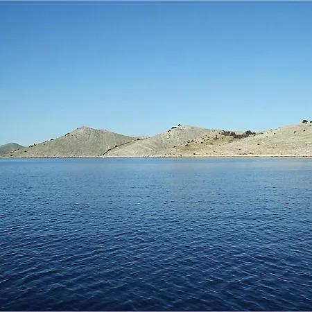 Four-bedroom In Kornati *