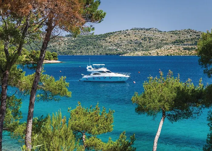 Four-bedroom In Kornati בית נופש